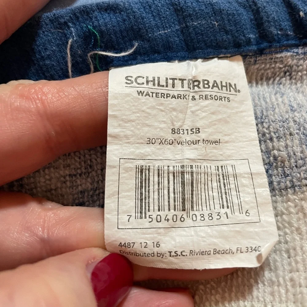 Schlitterbahn Waterparks and Resorts beach towel Velour blue green white striped